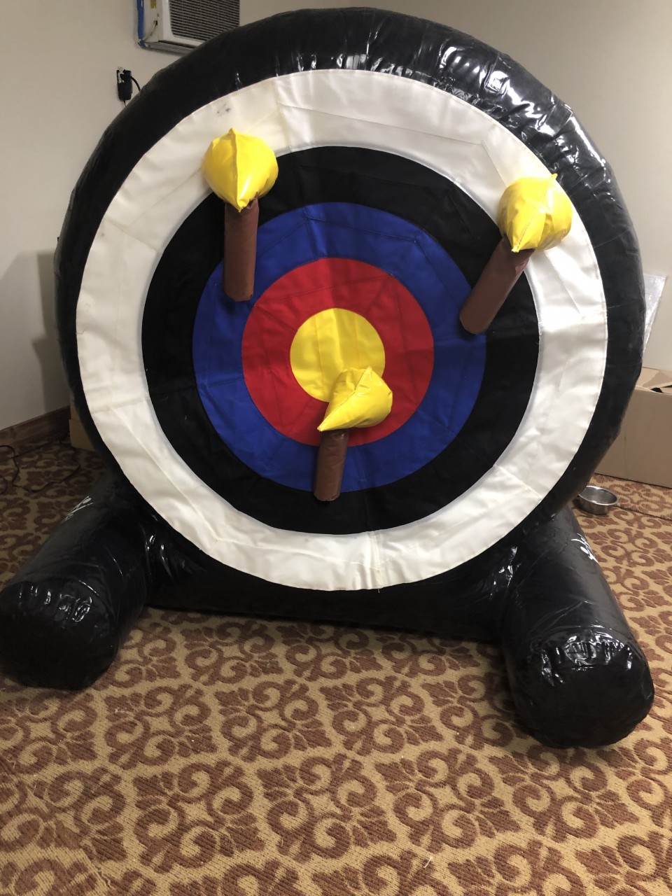 NEW Velcro Target for Archery, Hatchets, or Soccer Balls Amusement